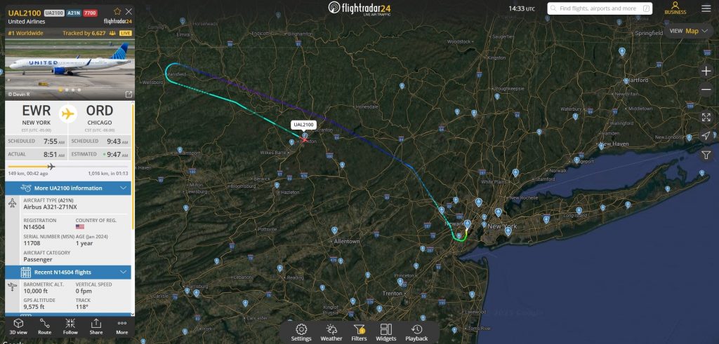 In the last few moments, United Airlines flight UA2100 from New York to Chicago has declared an emergency. 