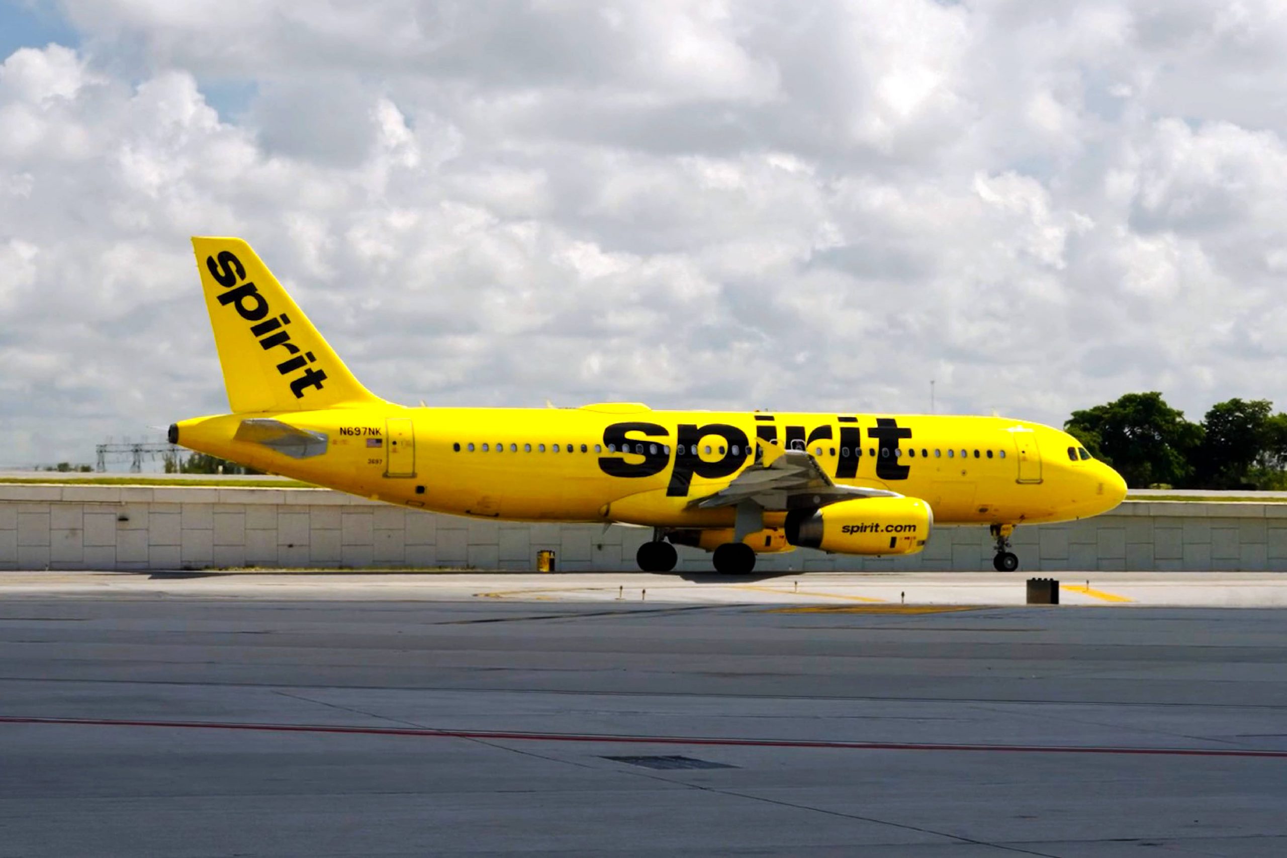 Spirit Airlines Saved with $100m Reprieve, Crisis Averted for Now