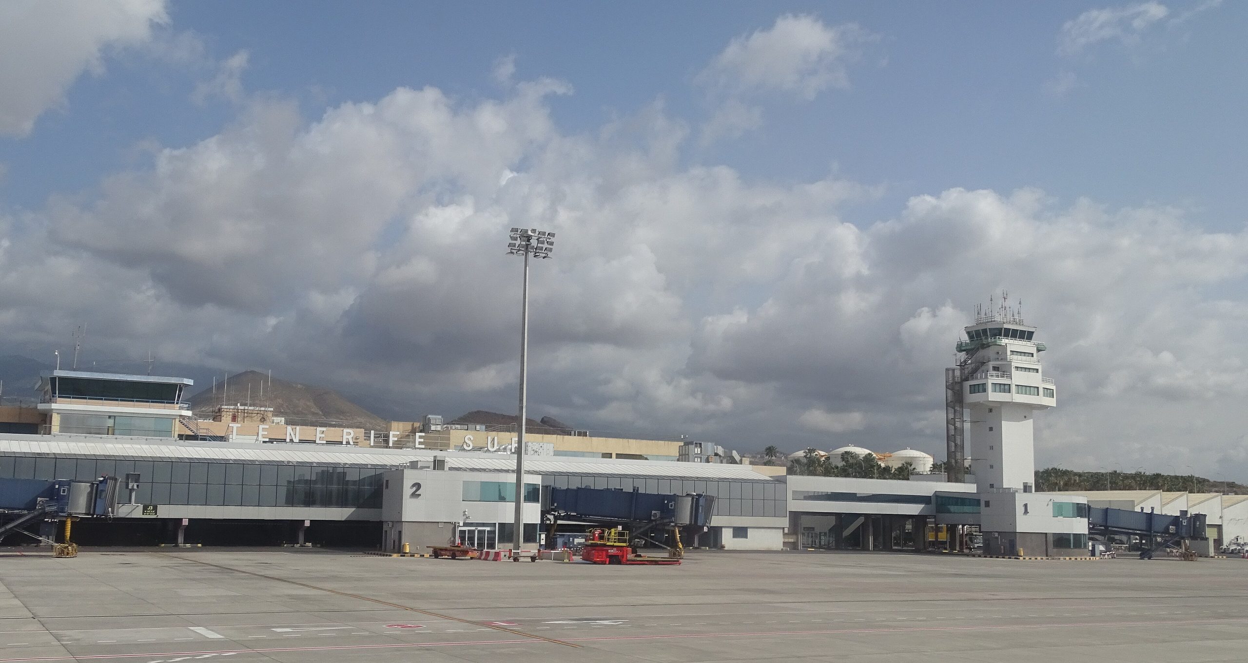 Elderly Man Arrested at Tenerife Airport