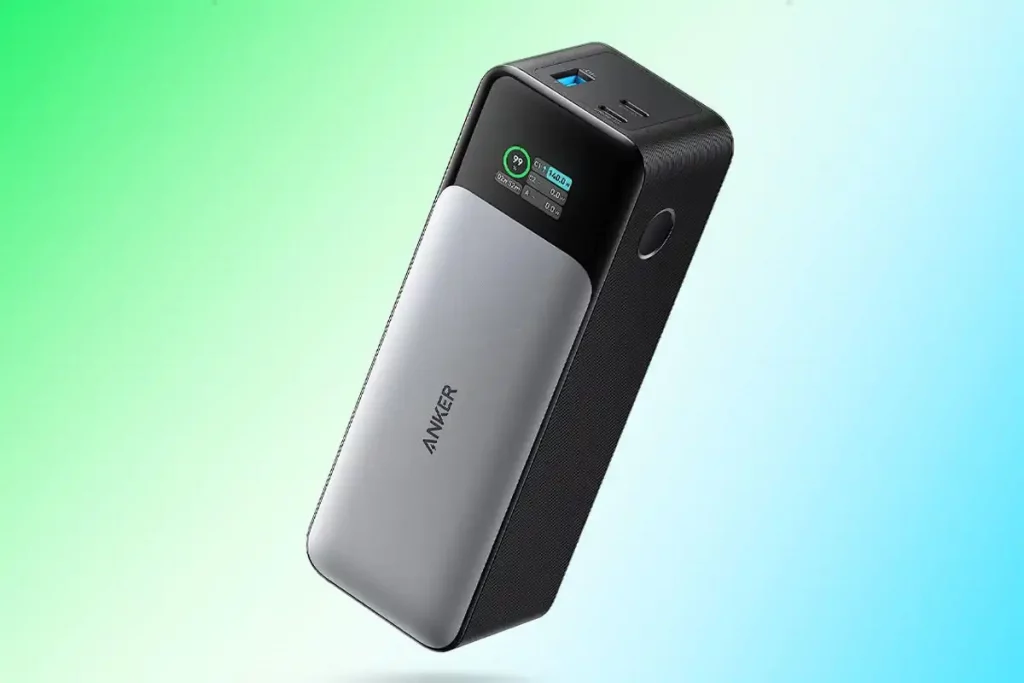 Airlines around the world are facing renewed scrutiny over the carriage and use of power banks on board aircraft, following a noticeable uptick in lithium‑ion battery incidents. 