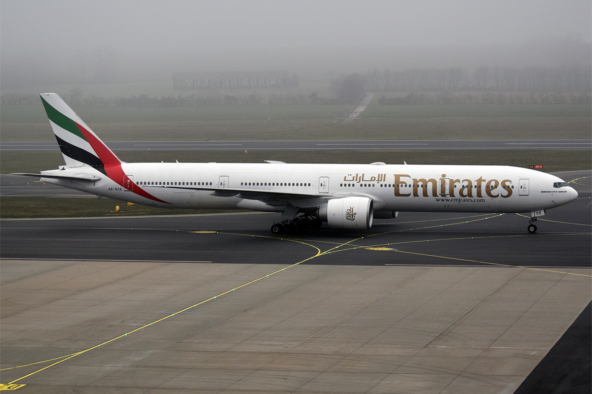 Emirates 777 Dubai-Cairo Declares Emergency over Saudi Arabia