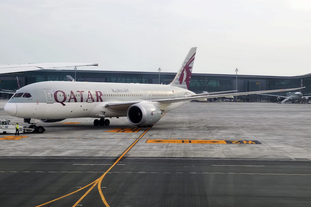 Qatar Airways flight QR1406 made an emergency landing in Lagos due to an oxygen system failure aboard Boeing 787-8 A7-BCL. All passengers landed safely.