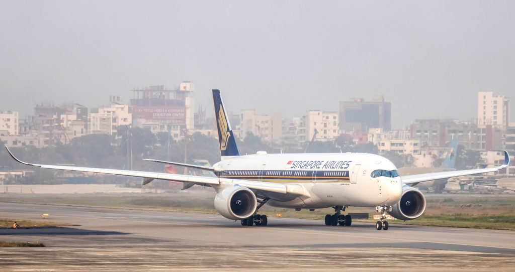 Singapore Airlines A350 returns to Sapporo due to cabin climate fault; passengers delayed, aircraft grounded, then ferried back to Singapore for service.