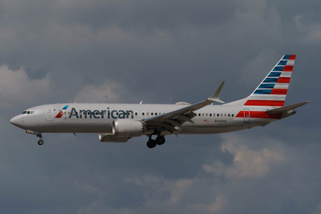 American Airlines Flight Attendants issue a historic no‑confidence vote in CEO Robert Isom, citing failures in strategy, operations and frontline support.