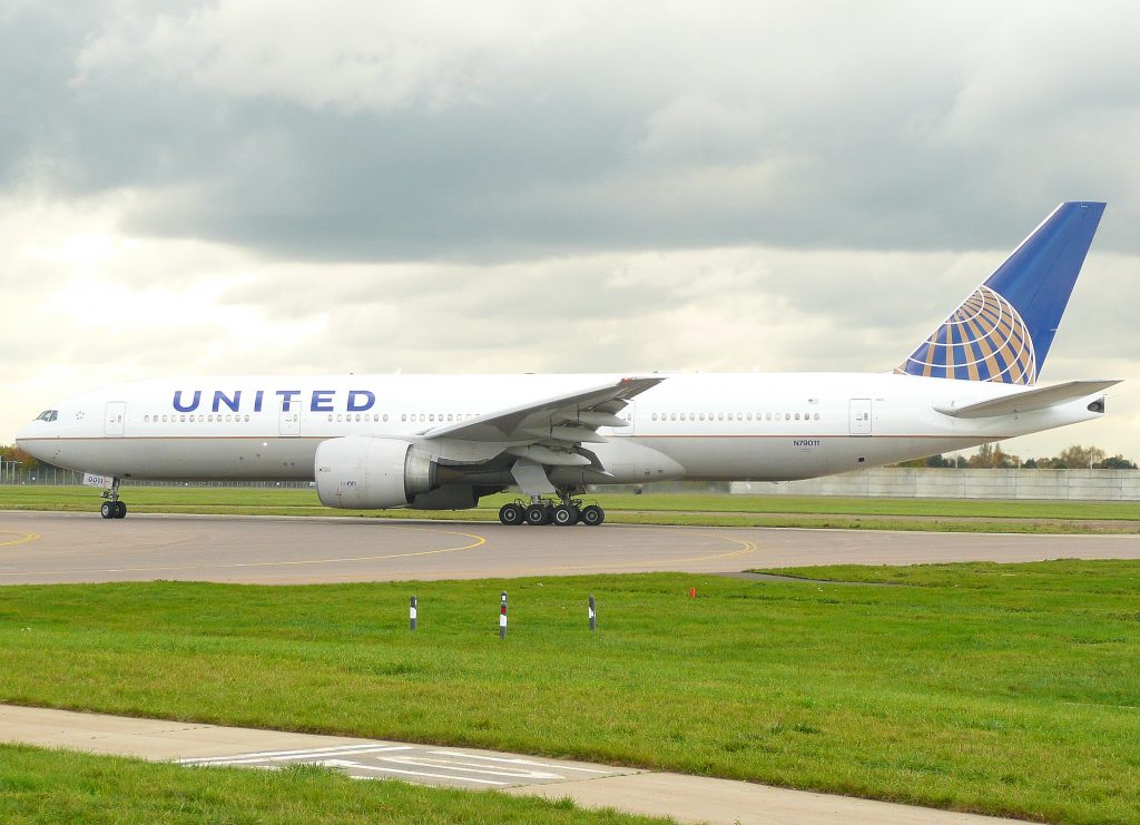 United Airlines 1890 hit unexpected severe turbulence near Newark, injuring three crew. NTSB cites missed ATC PIREP and strong upper‑level wind shear.
