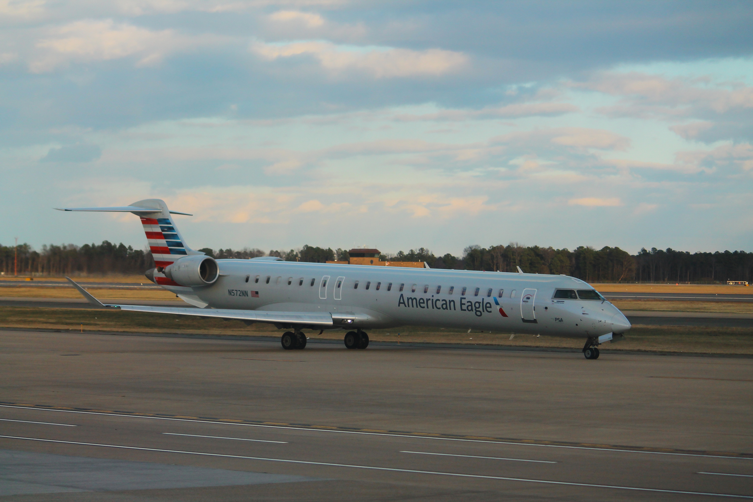 American Airlines Flight Evacuated at Pensacola Airport