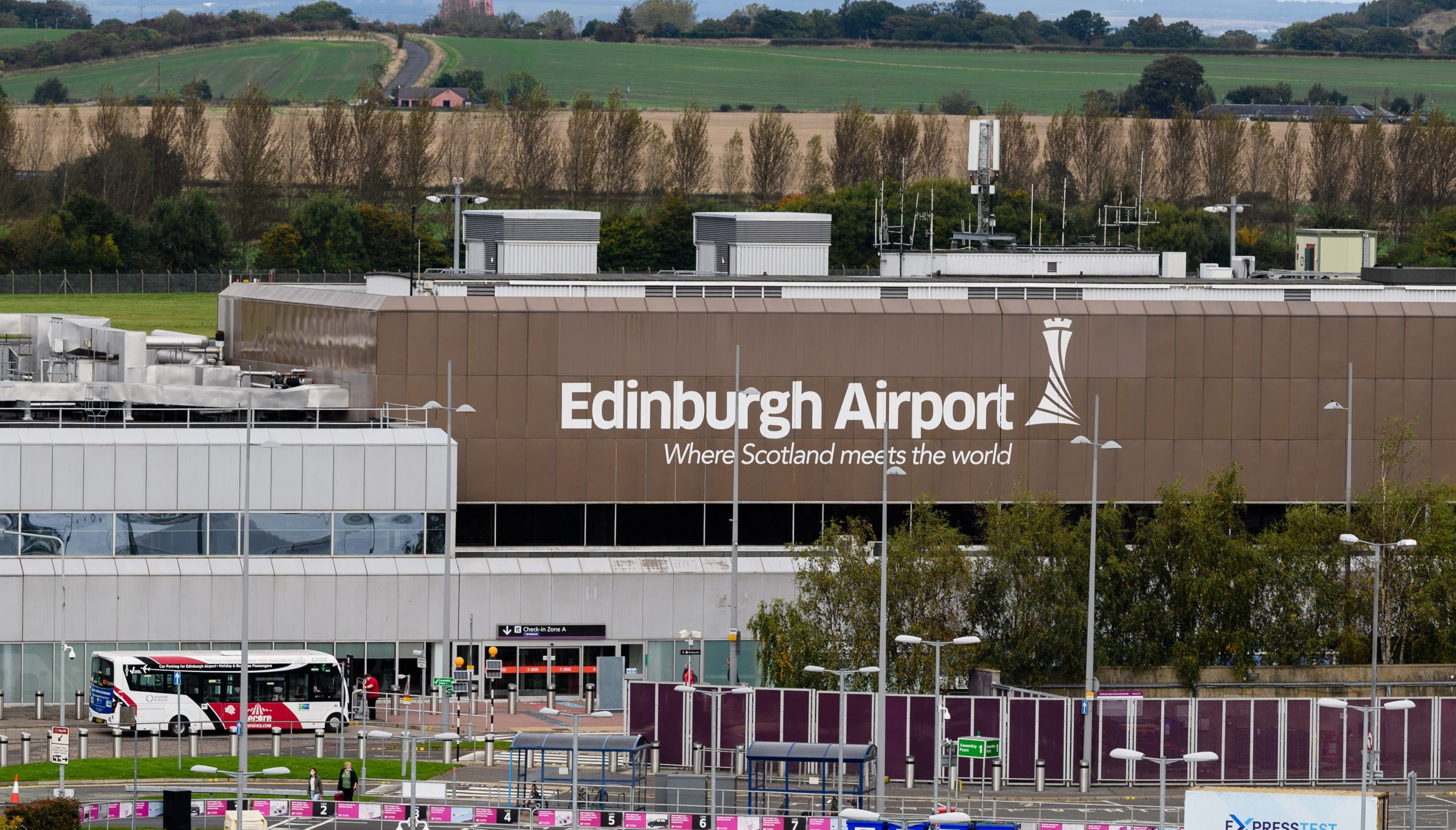 Edinburgh Airport’s Economic Impact Reaches £2.7 billion