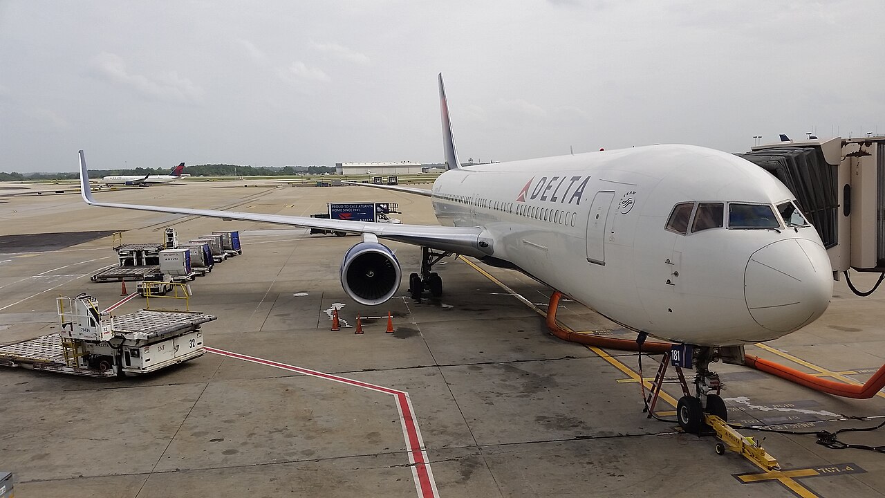 Delta Air Lines Flight from Copenhagen to New York Makes Emergency Landing in Paris