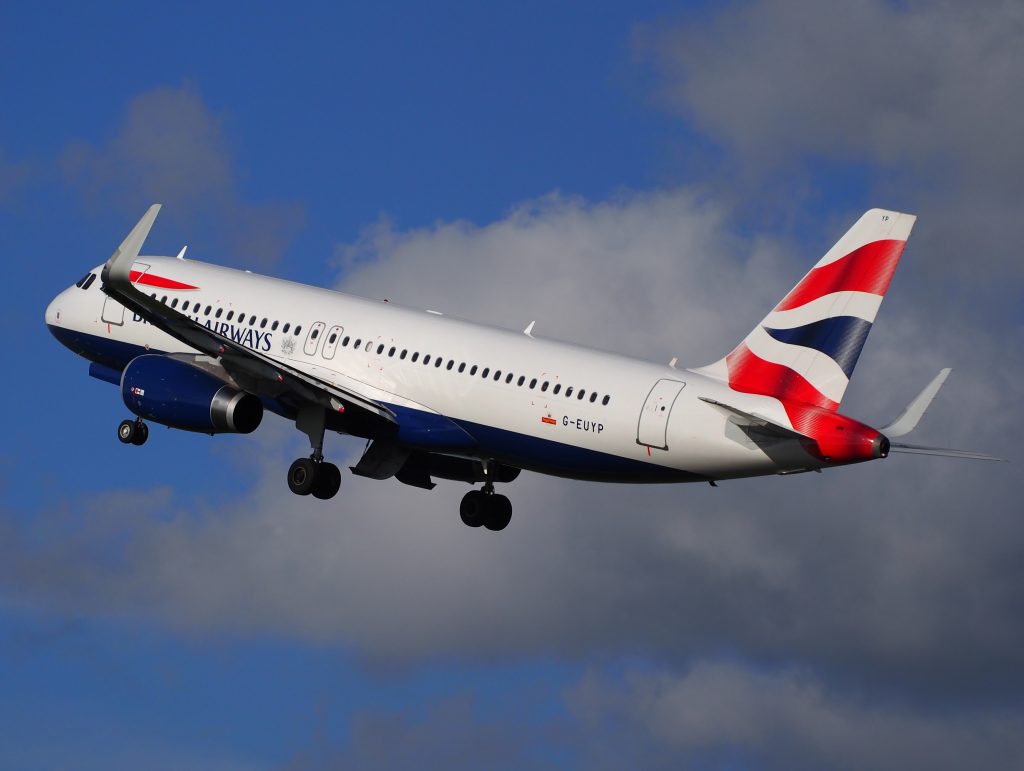 Edinburgh Chaos!: In the last 30 minutes, a British Airways flight from London Heathrow declared an emergency on it's descent into Edinburgh Airport.
