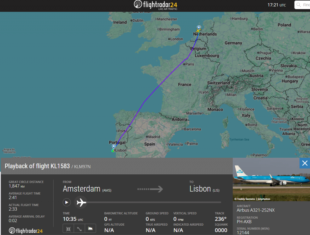 Video footage has emerged of a KLM flight from Amsterdam suffering a tail strike on landing into Lisbon.