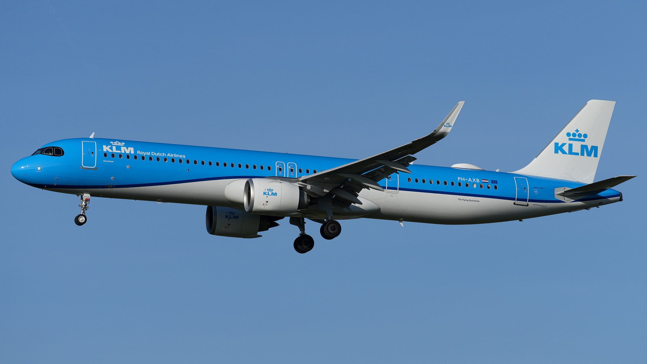KLM Flight from Amsterdam Suffers Tail Strike in Lisbon