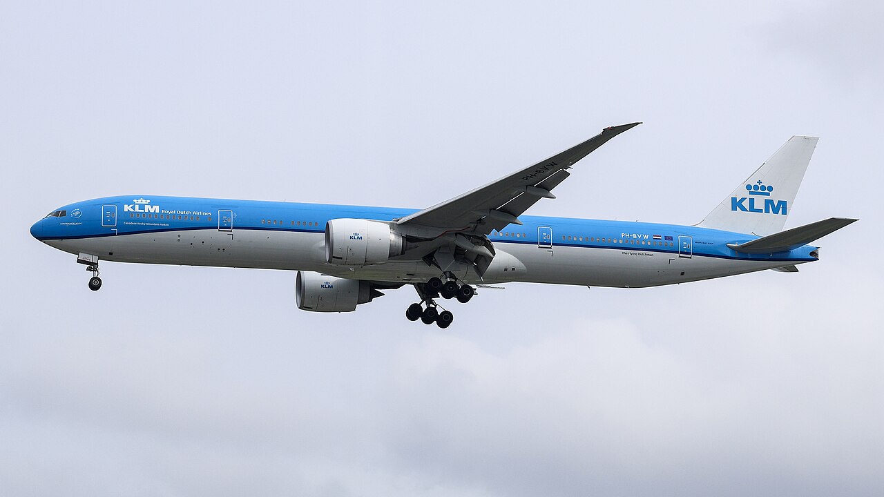 KLM 777 Amsterdam-Sao Paulo Declares Emergency
