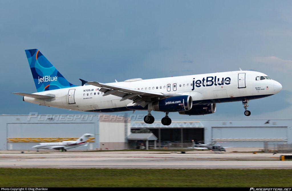A JetBlue Airbus A320-200 broke off a routine West Palm Beach service and diverted to Jacksonville after an acrid smell filled the flight deck and left the crew struggling to breathe.