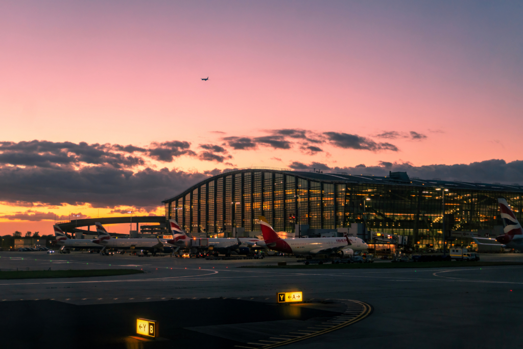 London Heathrow departures were temporarily suspended after an air traffic control technical failure caused major delays, with disruption continuing.