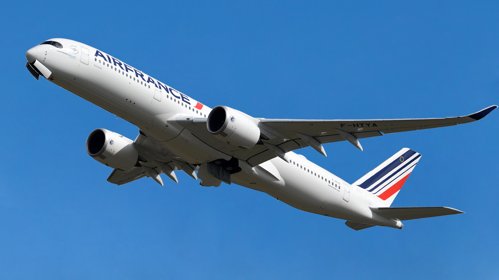 Air France ends Paris to Denver flights on 10 October as United prepares daily service. We analyse what the exit reveals about transatlantic networks.