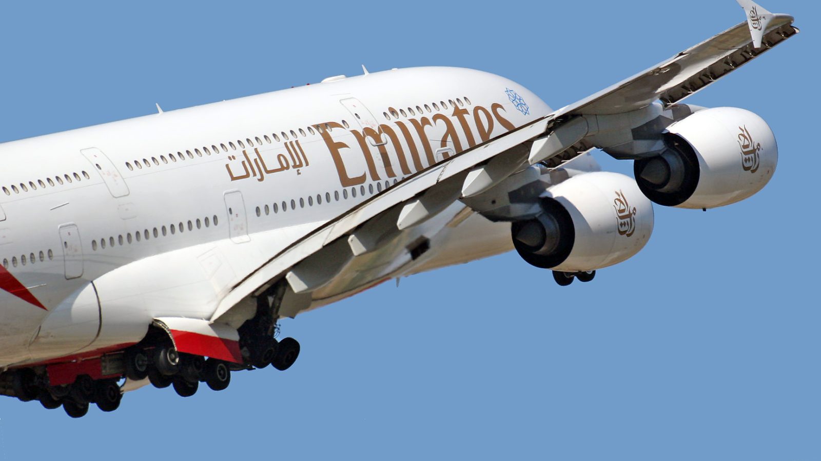 Dense fog at Brisbane, with just 100 metres of visibility, forced Emirates flight EK434 from Dubai to divert to Sydney on an Airbus A380.