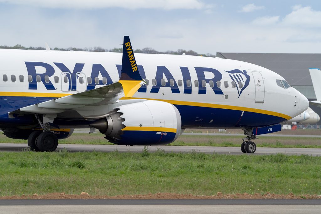 Ryanair carried 208.4 million passengers and posted record profits in FY26. Here is how its low cost model, fleet strategy and ancillary revenue work.