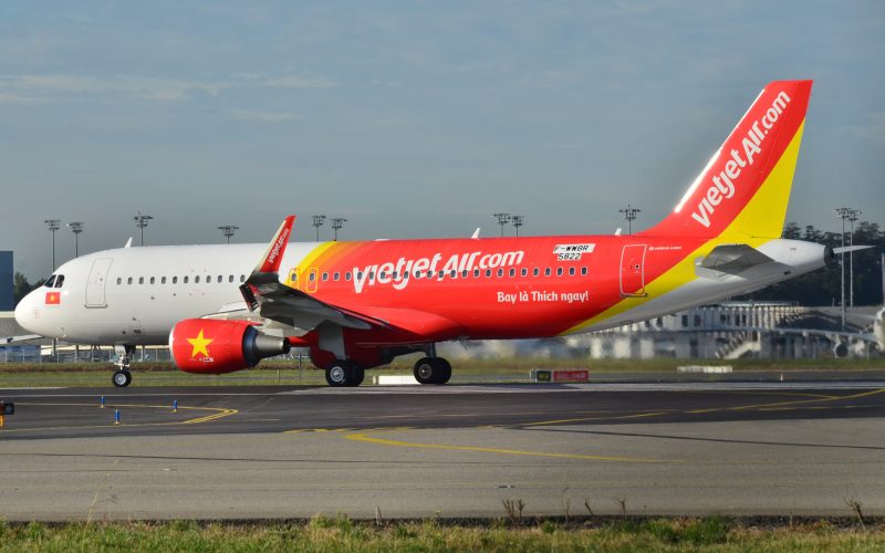 VietJet Air A320 Suffers Mid-Flight Engine Failure Near Chennai