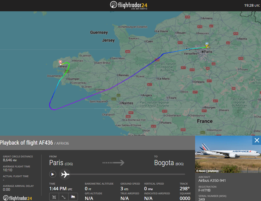 An Air France A350 diverted to Brest after an unusual cockpit odour on flight AF436 from Paris to Bogota. Passengers reached Colombia a day later.