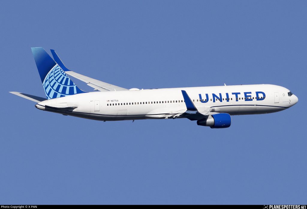 United flight UA16, a Boeing 767 registered N677UA, returned to Newark and landed on runway 22R after the crew reported a loud squeal on the flight deck.