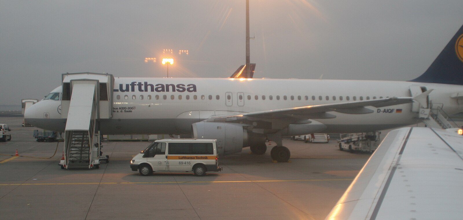 Lufthansa and Fraport Begin Staffed-Counter Removal Trial at Frankfurt Airport