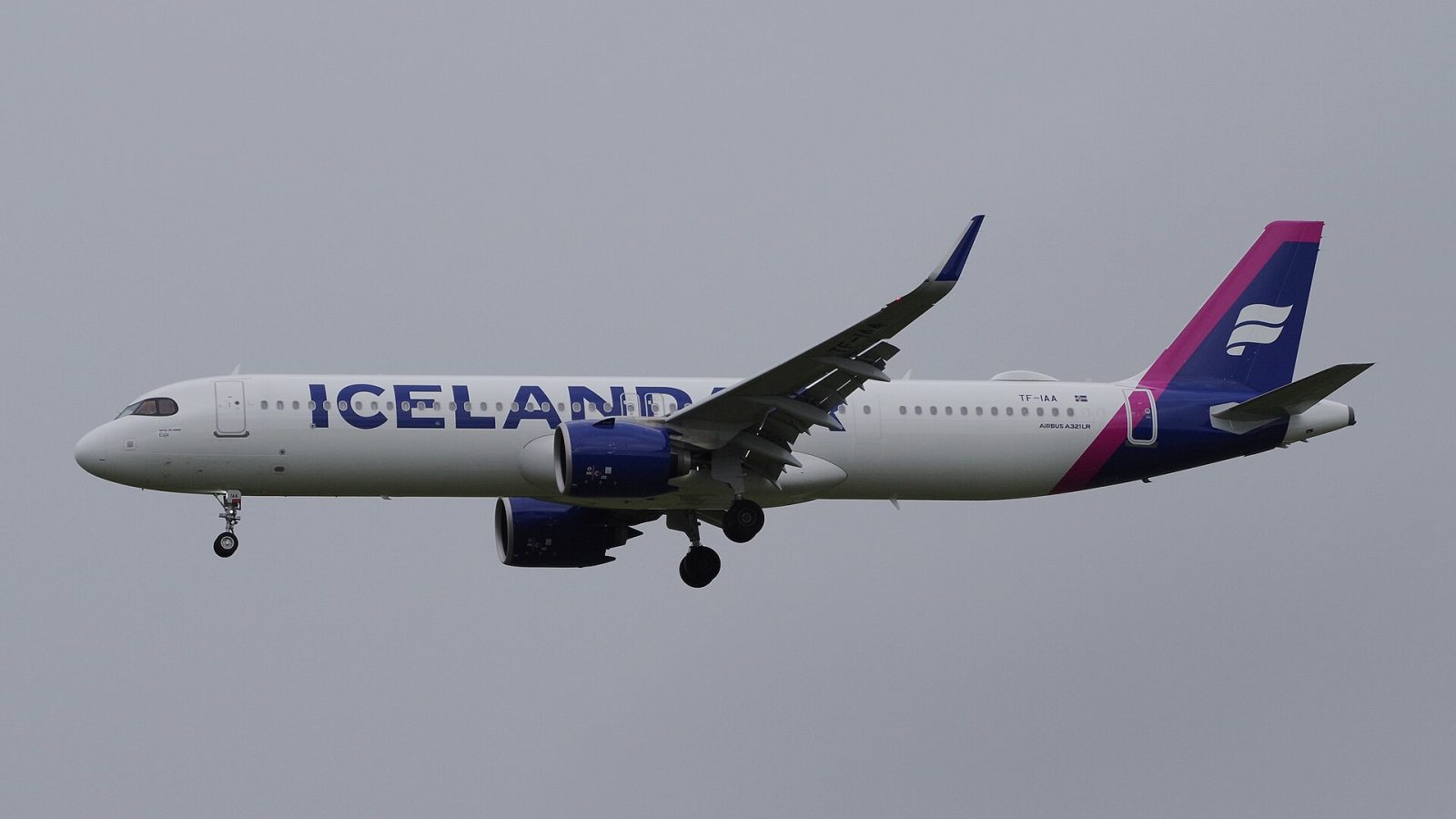 Airbus A321-271NXLR (c/n 12213, TF-IAA) of Icelandair marked 'Esja' landing at Schönefeld, Flughafen / EDDB (D