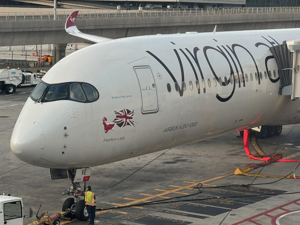 Virgin Atlantic NDC: Airbus A350-1000 - Virgin Atlantic - G-VEVE