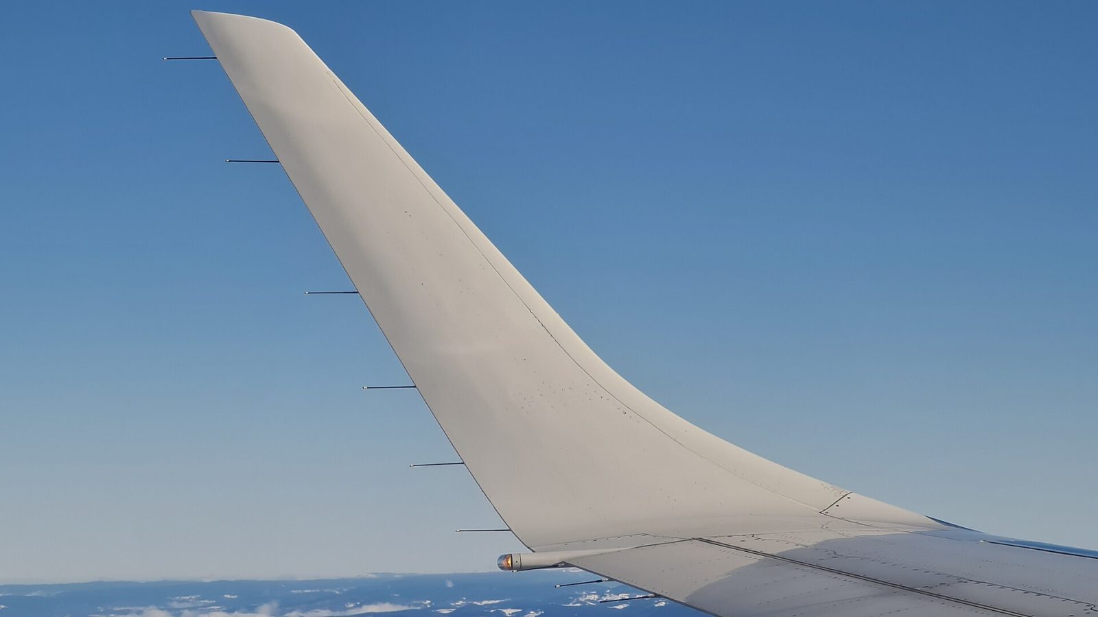 FL Technics Gains Embraer Authorised Service Centre Status for E-Jets