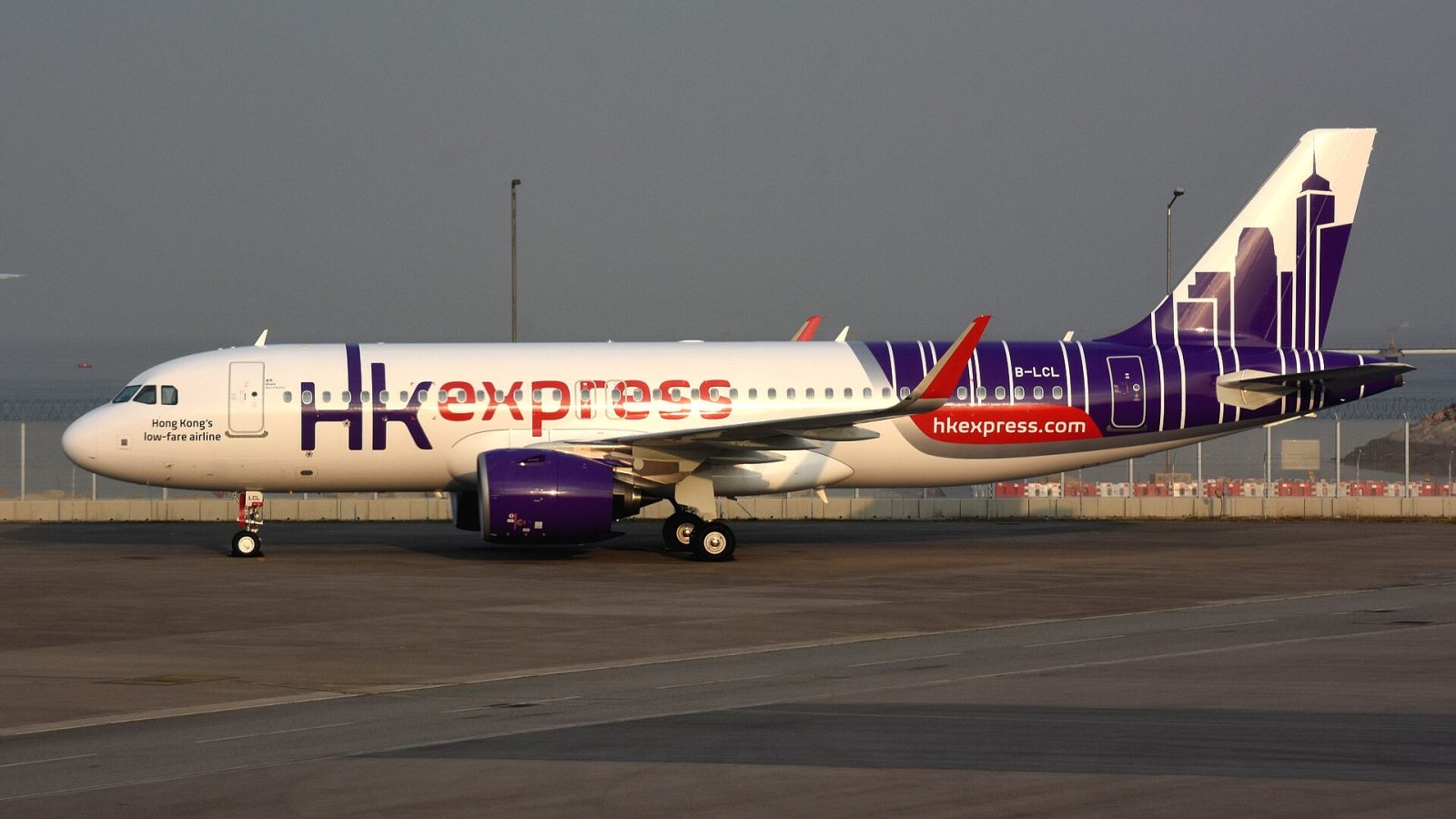 HK Express Power Bank Fire: Passenger Burned on Jeju Flight
