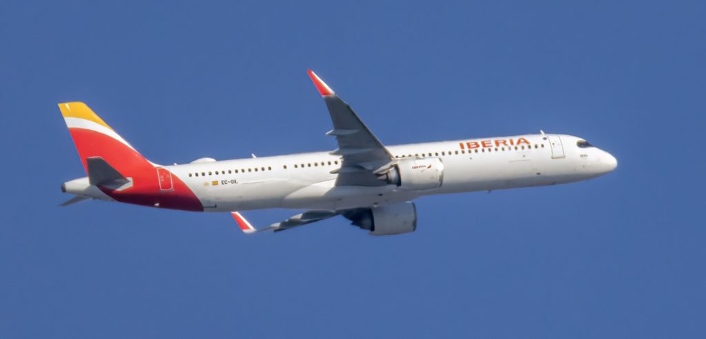 American Airlines A321XLR: 2024 Iberia Airbus A321XLR EC-OIL approaching Washington Dulles International Airport, over Maryland, USA