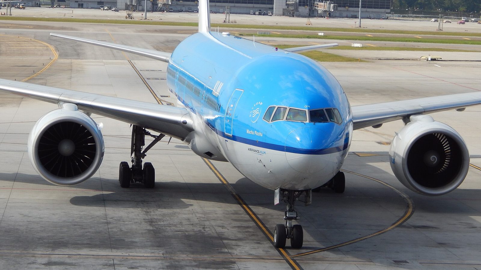 KLM and Swiss Halt Middle East Routes Amid Ongoing Regional Conflict