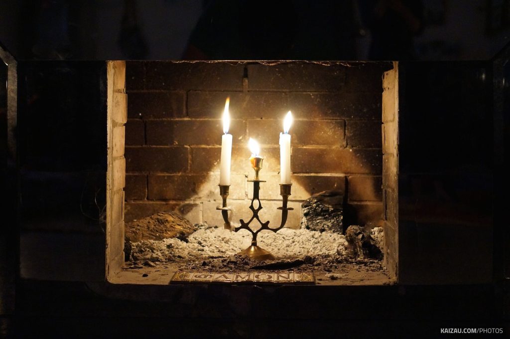Airbnb new policy: 500px provided description: Micro Hearth [#travel ,#candle ,#morocco ,#marrakech ,#airbnb]