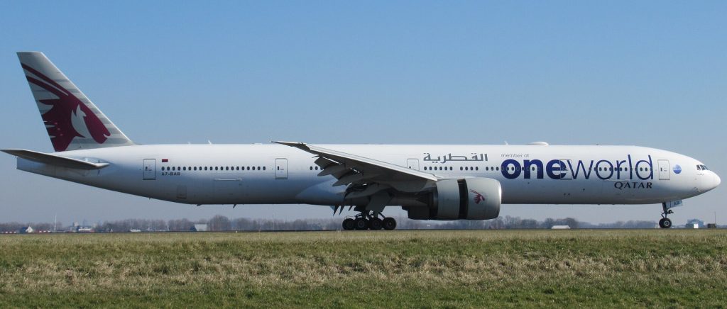 Qatar Airways Oneworld Boeing 777-300ER A7-BAB at Schiphol