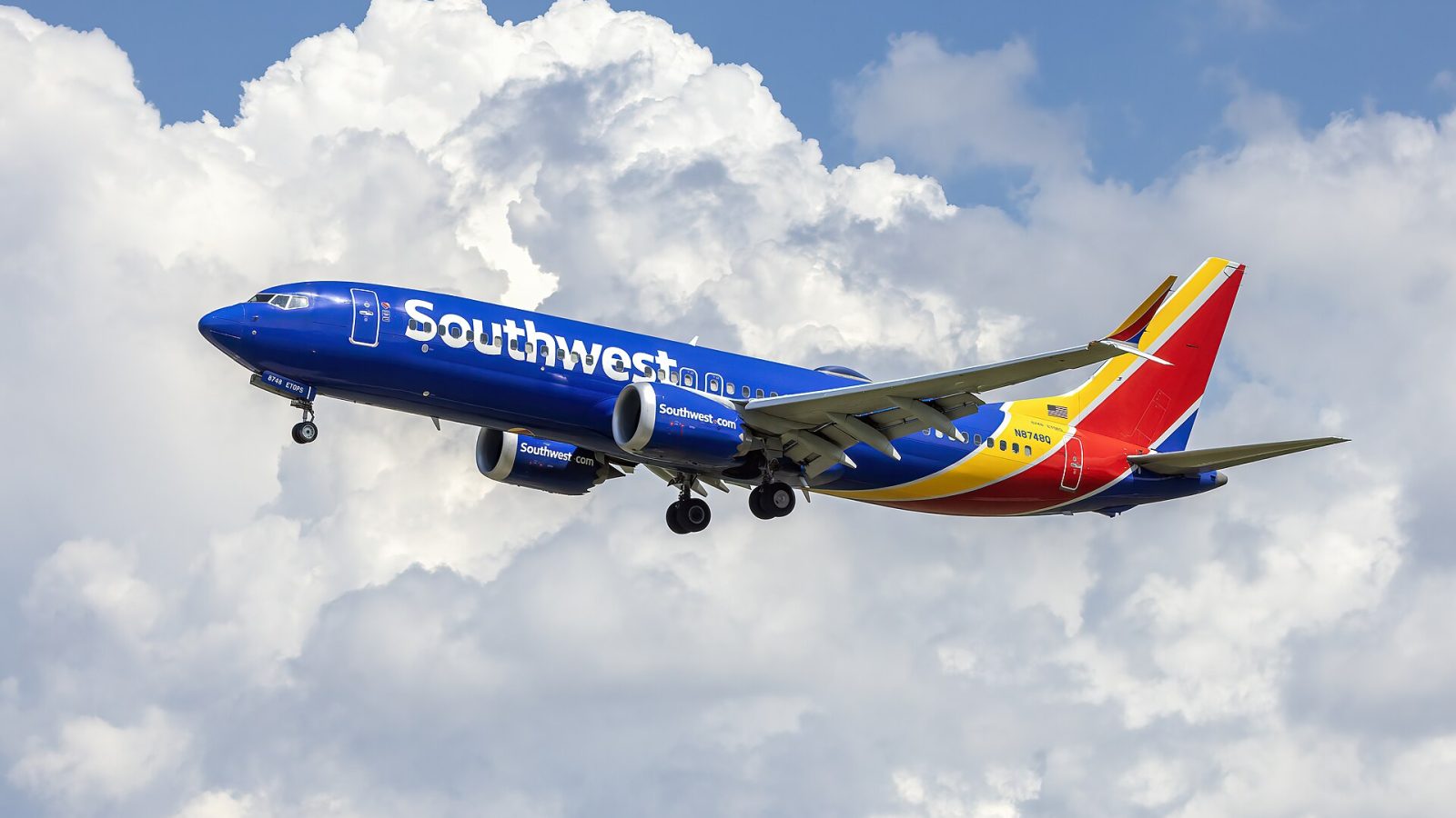 Boeing 737 MAX: 2020 Southwest Airlines Boeing 737-8 MAX N8748Q landing at Baltimore-Washington International Thurgood Marshal