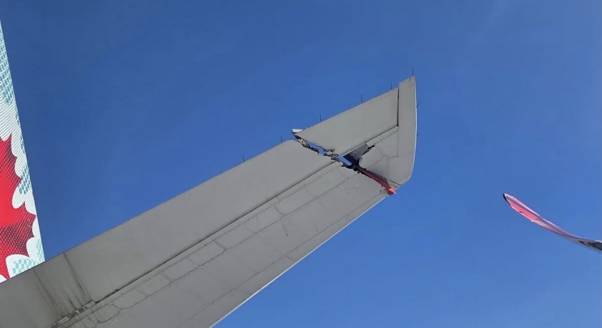 A Delta A350 struck the tail of an Air Canada 777 on a taxiway at Los Angeles International Airport. No injuries, FAA investigating, both jets grounded.