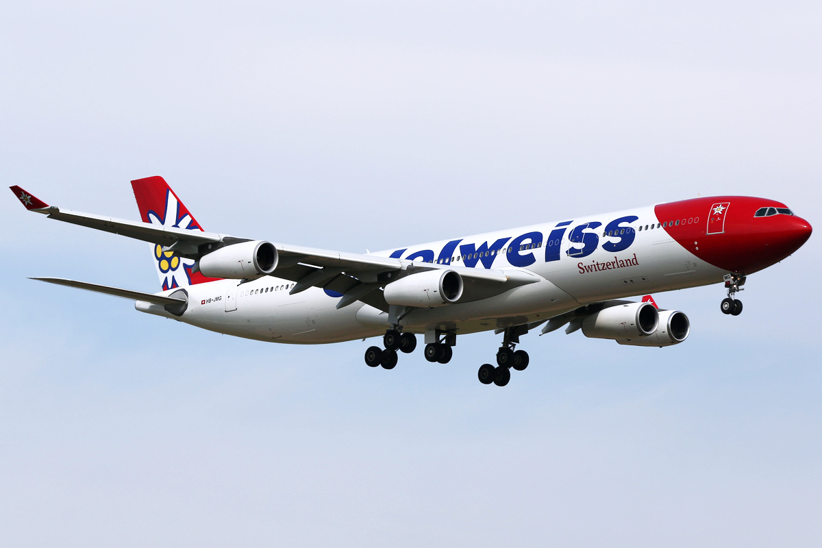 Zurich: Over the weekend, an Edelweiss Airbus A340 suffered a problem with it's landing gear, forcing a return back to Zurich.