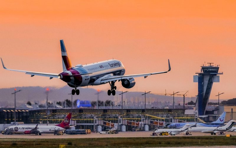 Nuremberg Airport Shuts Down as Eurofighter Jets Escort Aircraft During Aviation Emergency
