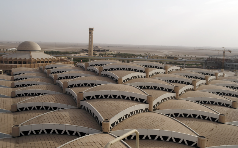 Riyadh Airport Operations Disrupted by Houthi Strikes