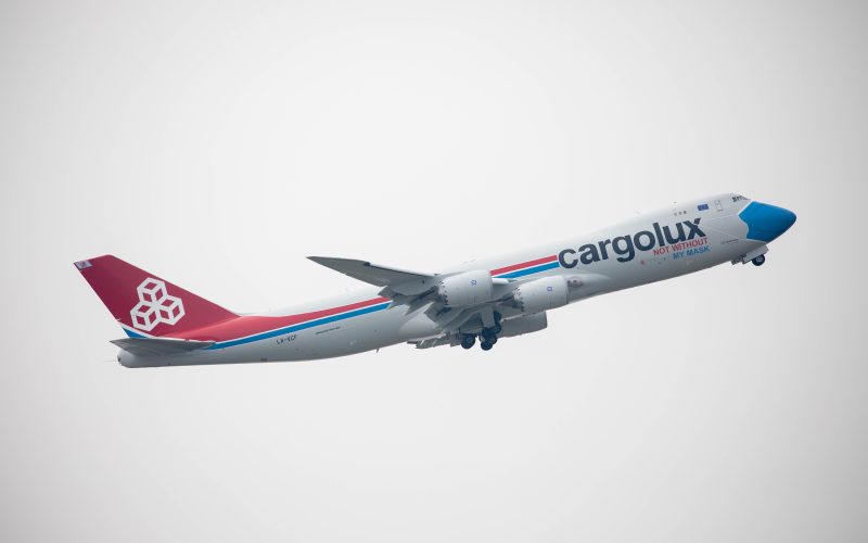 Luxembourg: Cargolux Boeing 747 Suffers Landing Gear Collapse