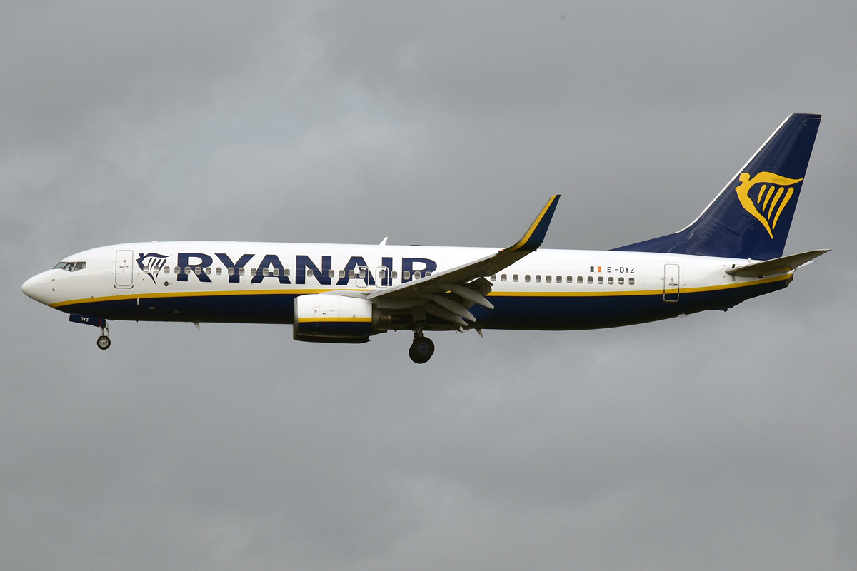 Ryanair Faces Discrimination Allegation from Cricket Legend at Dublin Airport
